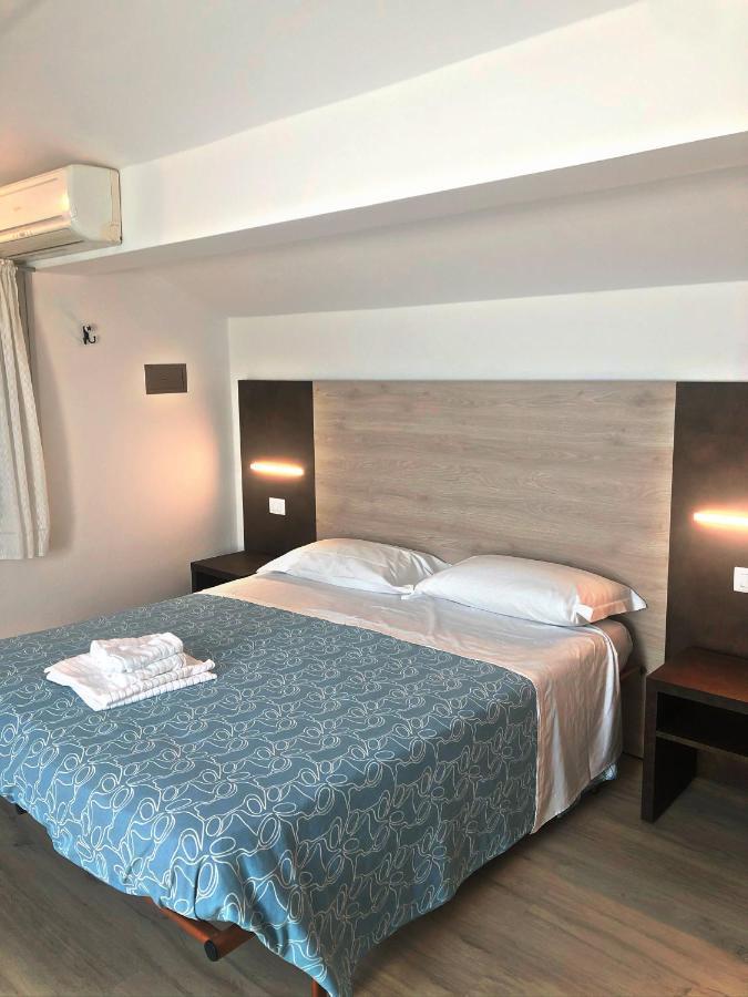 Hotel Del Falco Cervia Bagian luar foto